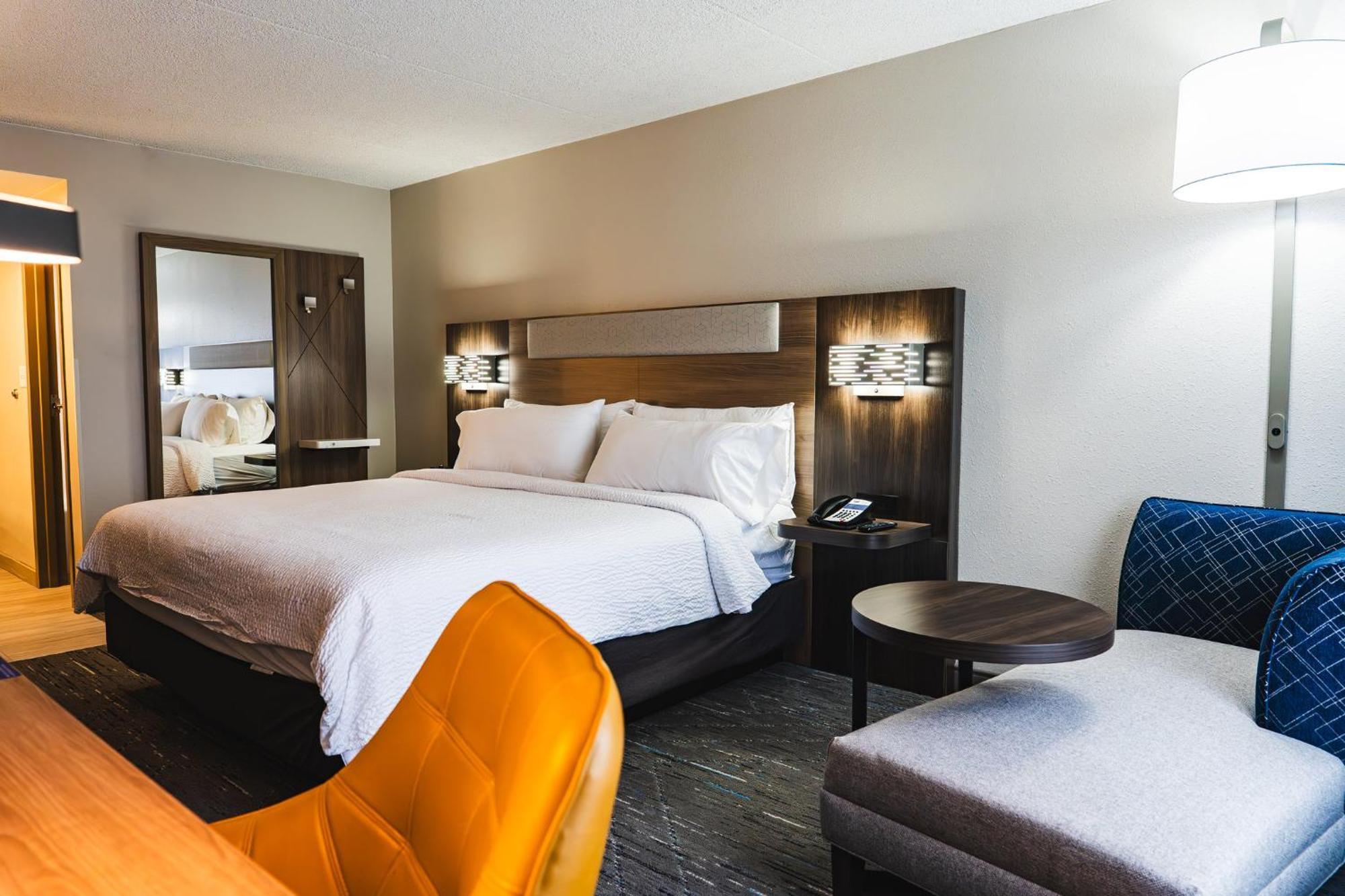 Holiday Inn Express Frazer - Malvern By Ihg Екстериор снимка